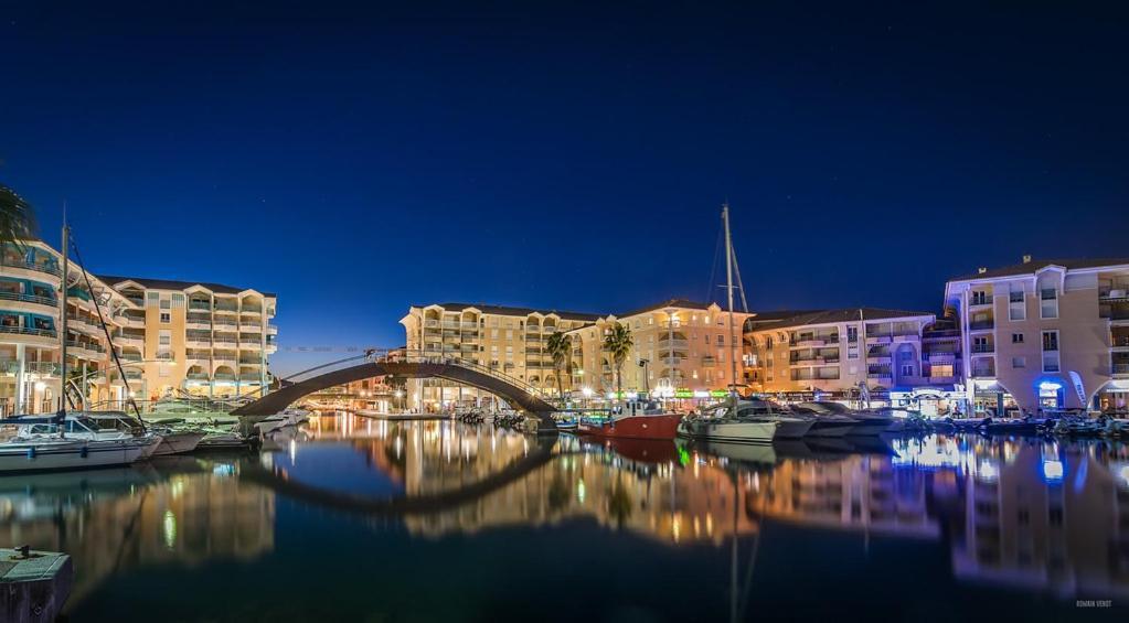 Appartement Zen A Frejus Avec Jardin, Piscine, Tennis, Proche Mer Экстерьер фото